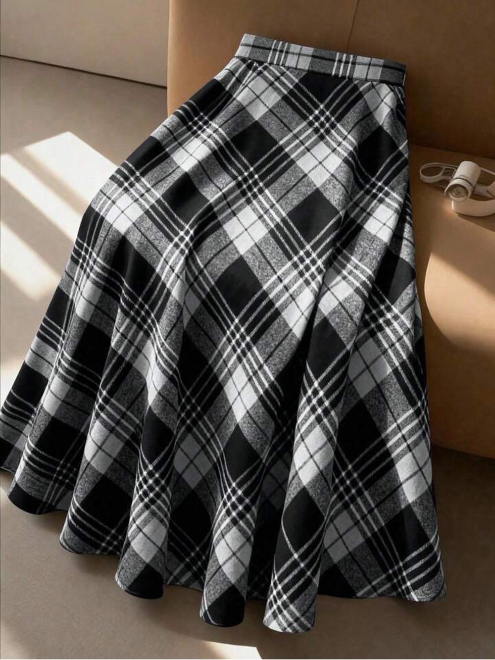 SHEIN Curve | Black & White Plaid A-Line Knit Skirt